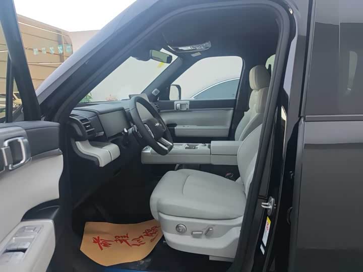 Titan 7 2025 200KM 2WD Max - zdjęcie 13