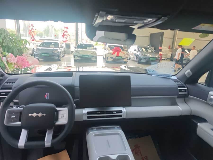 Titan 7 2025 200KM 2WD Max - zdjęcie 6