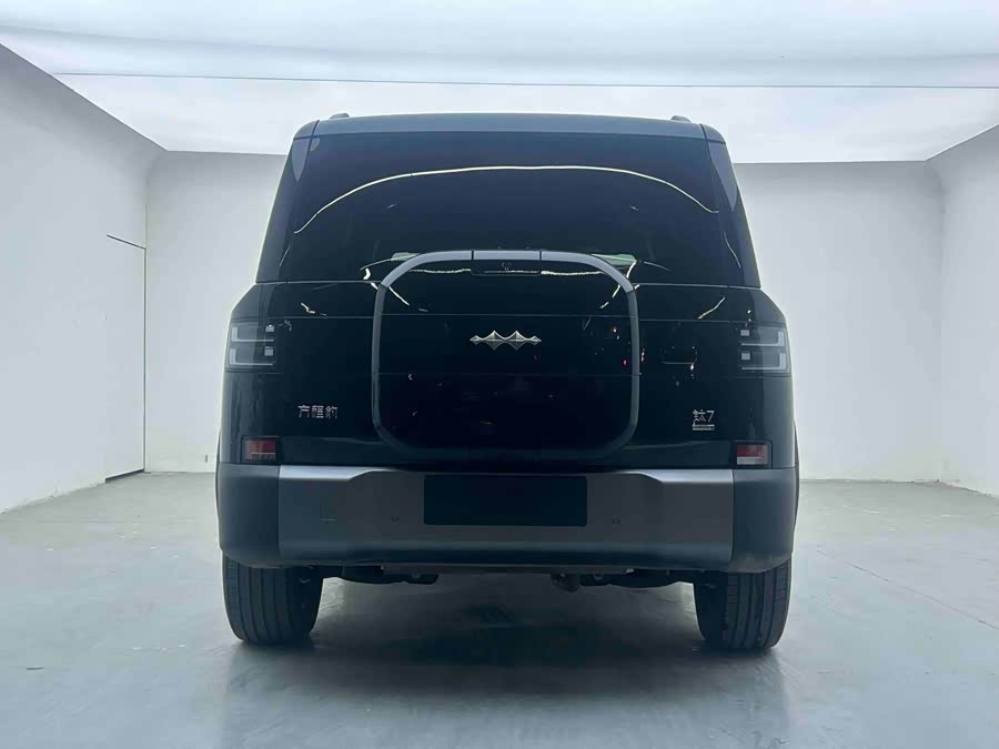 Titan 7 2025 200KM 2WD Max - zdjęcie 8