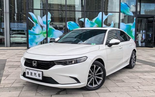 Type R 2022 240TURBO CVT Luxury