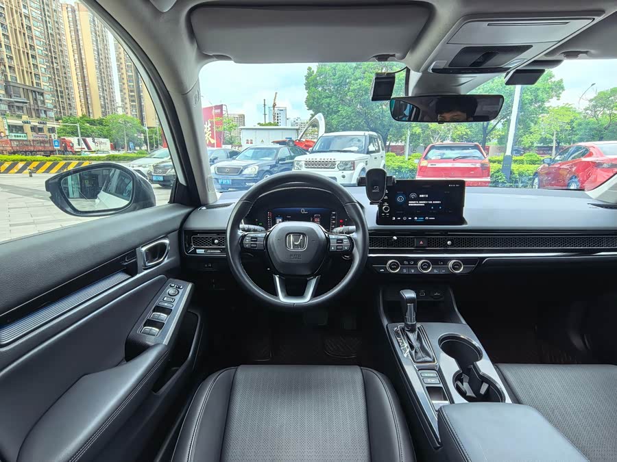 Type R 2022 240TURBO CVT Luxury - zdjęcie 17