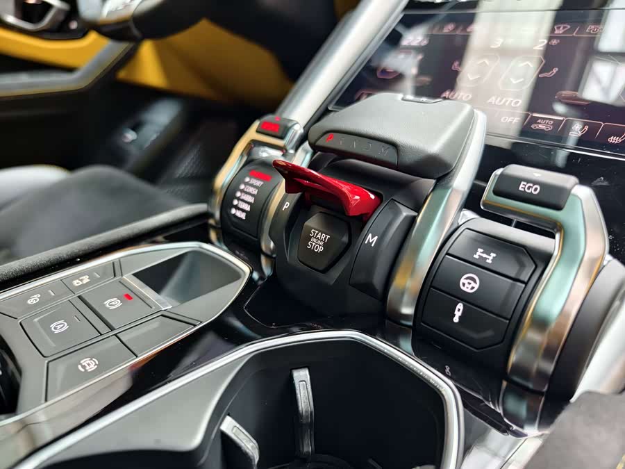 Urus 2023 4.0T V8 S - zdjęcie 14