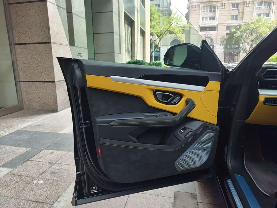 Urus 2023 4.0T V8 S - zdjęcie 6