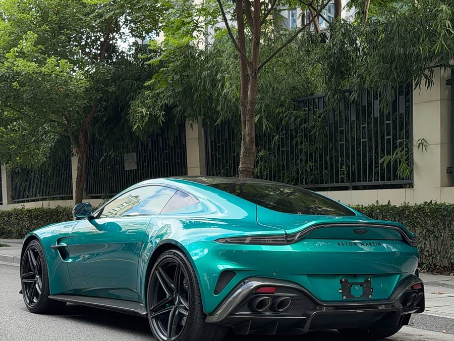 V8 Vantage 2024 4.0T V8 Coupe - zdjęcie 11