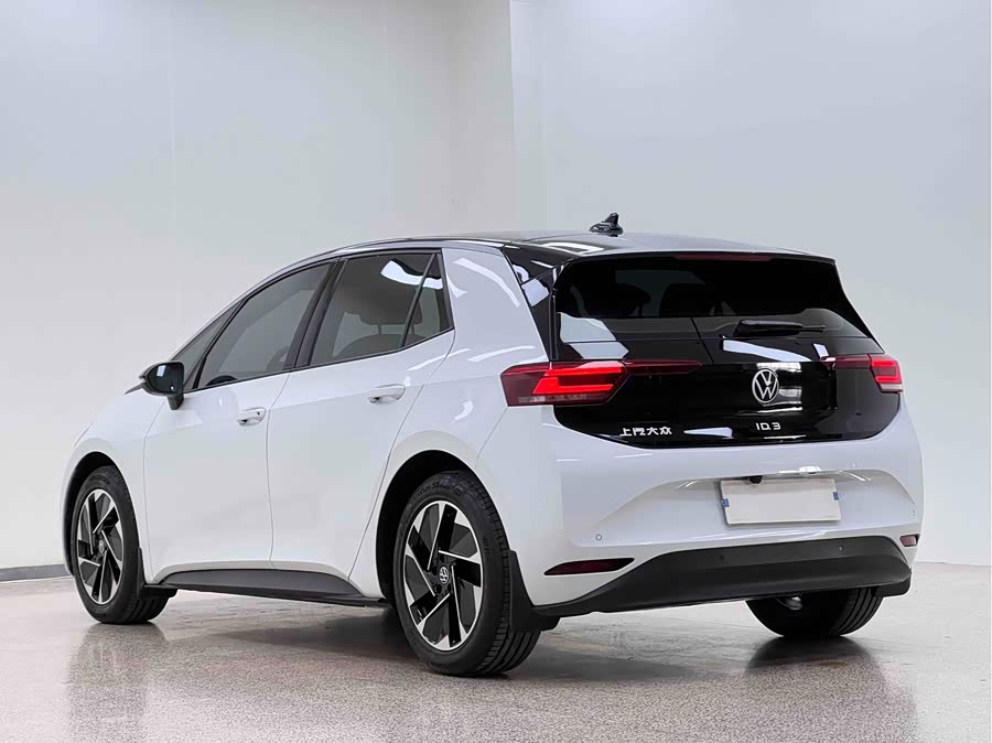 Volkswagen ID.3 2024 Pure Intelligent Enjoyment - zdjęcie 14