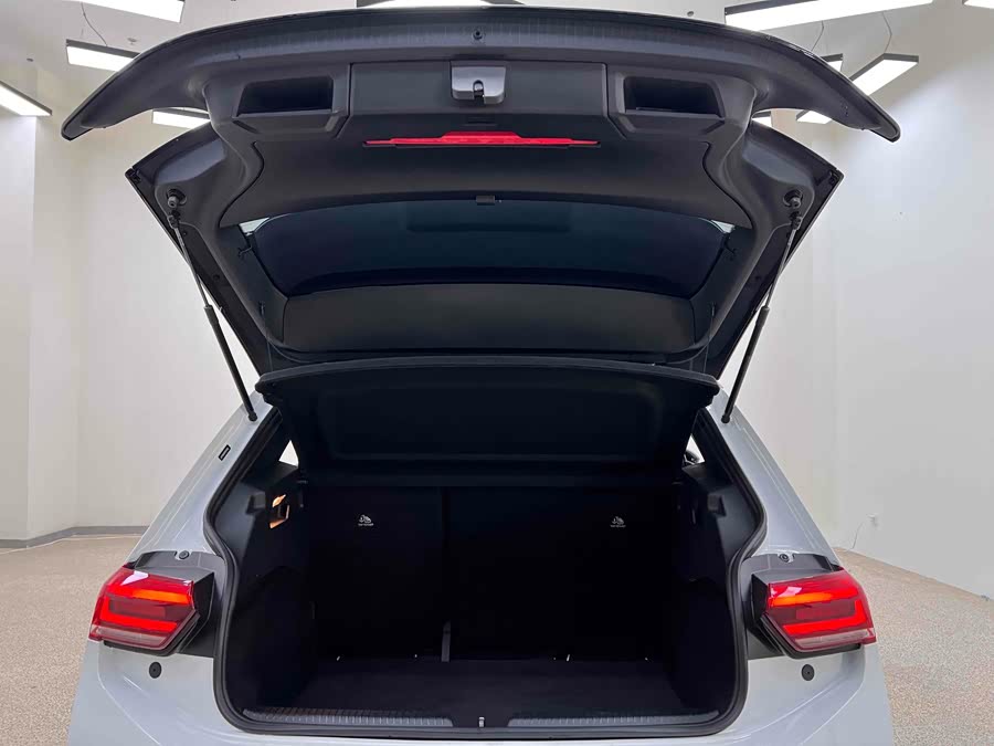 Volkswagen ID.3 2024 Pure Intelligent Enjoyment - zdjęcie 19