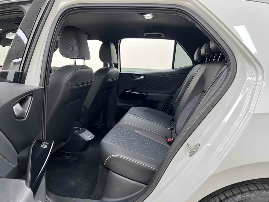 Volkswagen ID.3 2024 Pure Intelligent Enjoyment - zdjęcie 10
