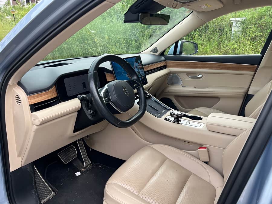 Wenjie M5 2023 2WD Intelligent Driving Version - zdjęcie 8