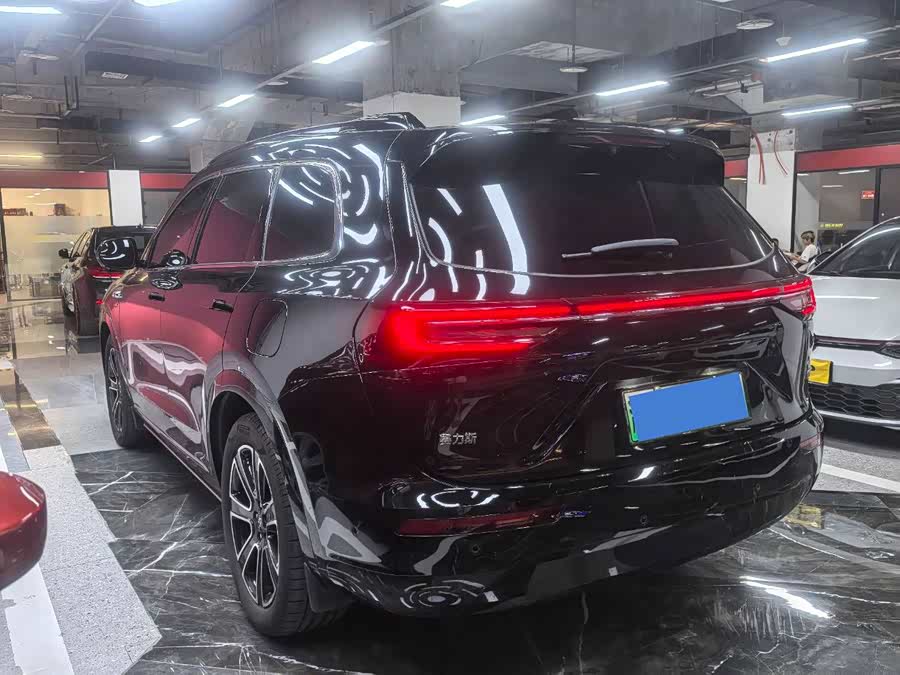 Wenjie M7 2024 1.5T Smart Drive RWD Ultra 5-seater - zdjęcie 11
