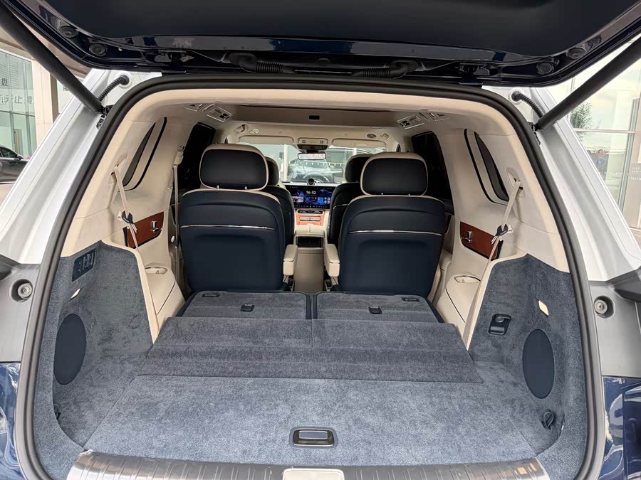 Wenjie M9 2026 2WD Extended Range Ultra 6-Seater - zdjęcie 16