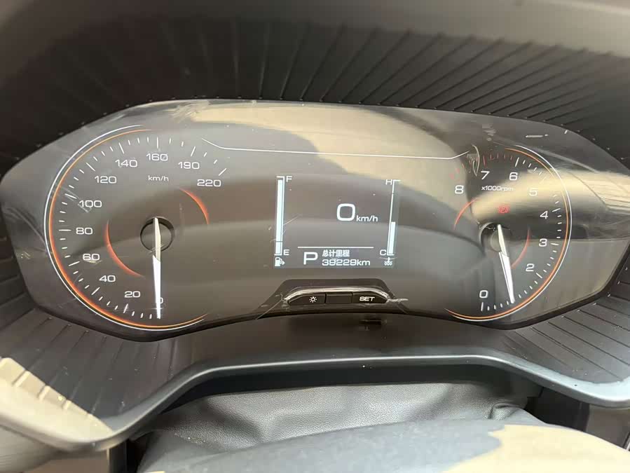 Wuling Jiachen 2022 1.5T CVT Premium Flagship - zdjęcie 13