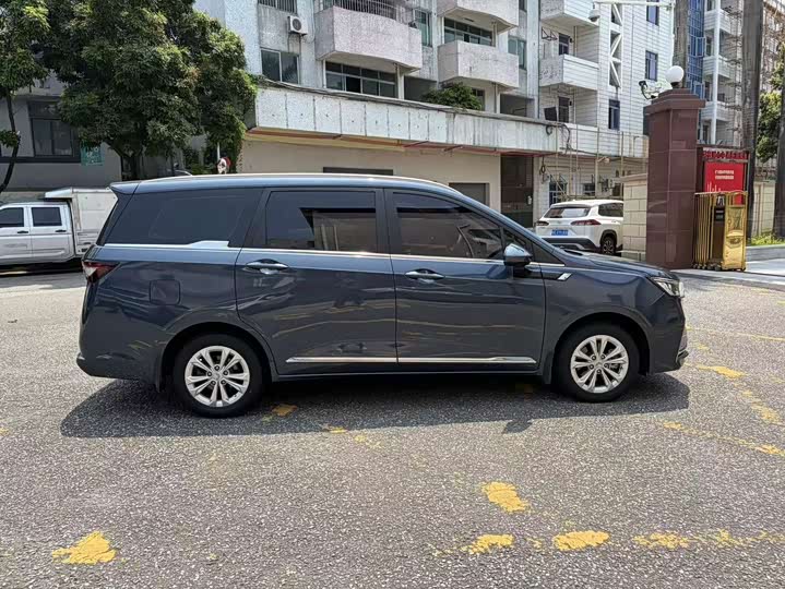 Wuling Jiachen 2022 1.5T CVT Premium Flagship - zdjęcie 17