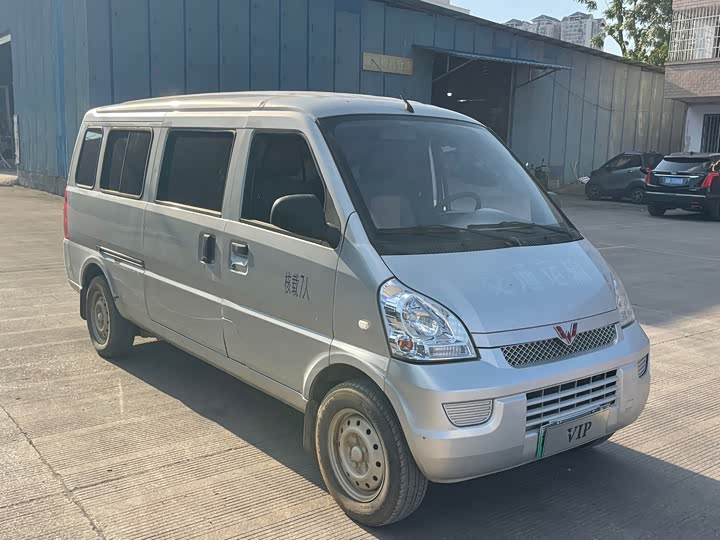 Wuling Rongguang EV 2022 Basic Passenger Vehicle Penghui Battery - zdjęcie 12