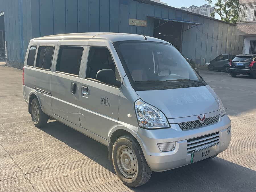 Wuling Rongguang EV 2022 Basic Passenger Vehicle Penghui Battery - zdjęcie 3