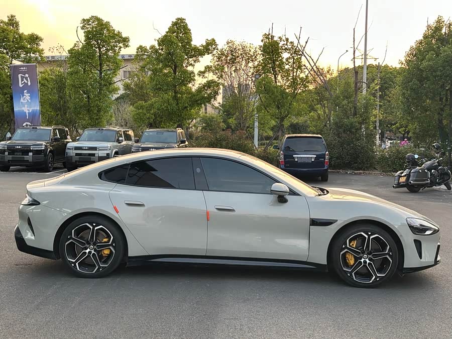 Xiaomi SU7 2024 Rear-Wheel Drive Long Range Intelligent Driving Version - zdjęcie 4