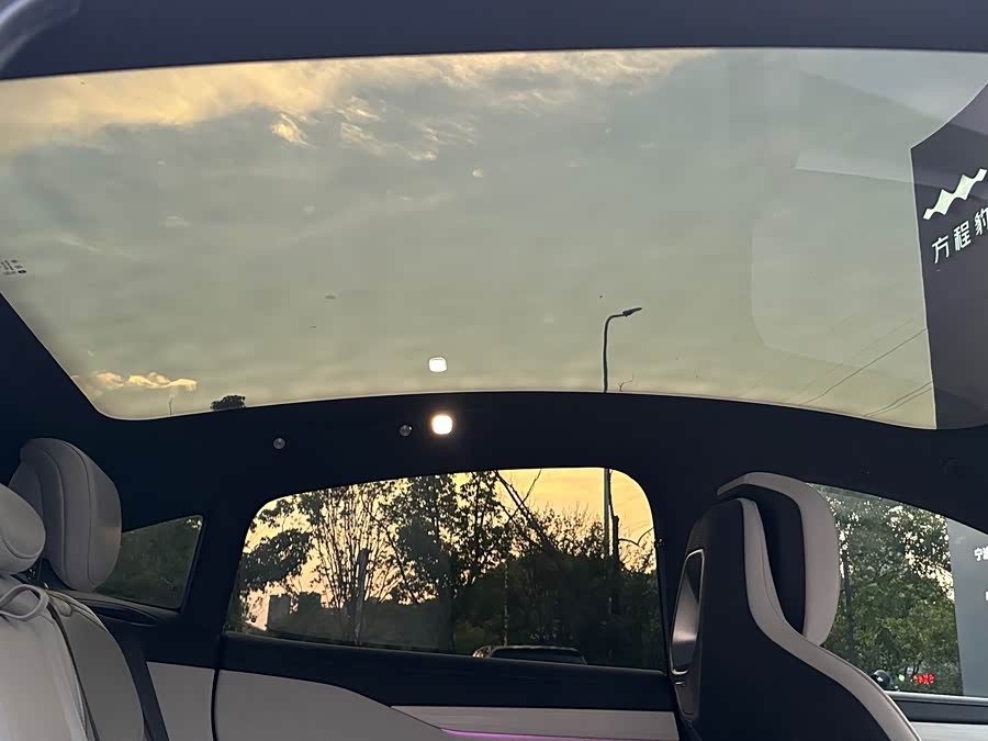 Xiaomi SU7 2024 Rear-Wheel Drive Long Range Intelligent Driving Version - zdjęcie 10