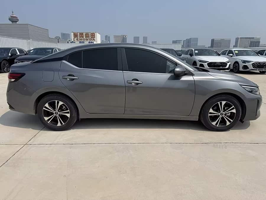 Xuan Yi 2023 1.6L CVT Enjoy Edition - zdjęcie 5