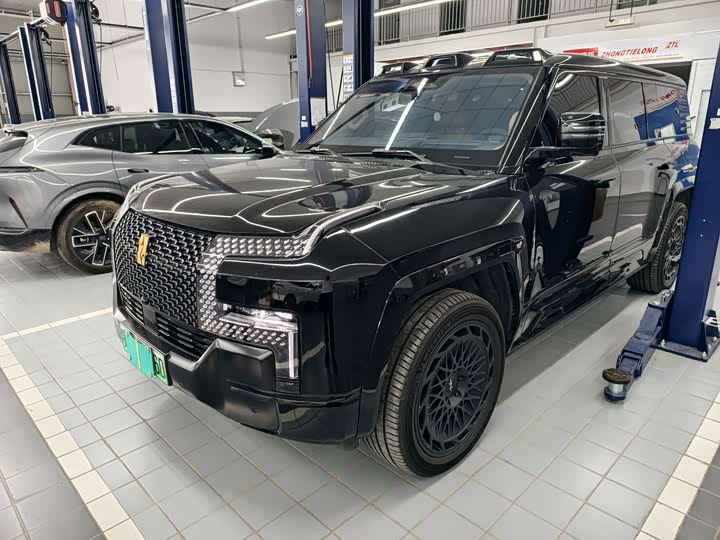 Yangwang U8 L 2025 Ding Shi Edition - zdjęcie 11