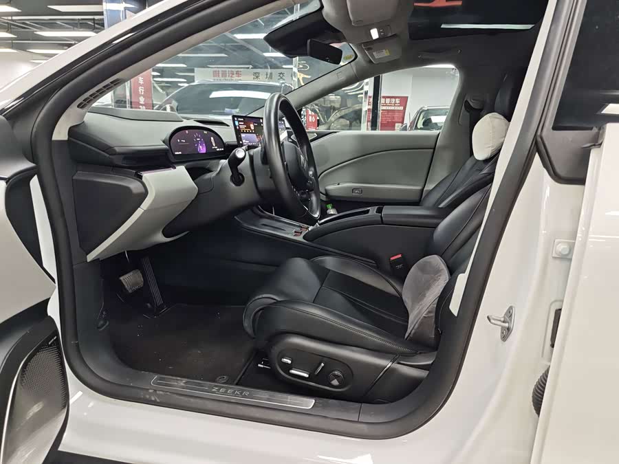 Zeekr 007 2025 Long Range 4WD Intelligent Driving Version 100kWh - zdjęcie 5