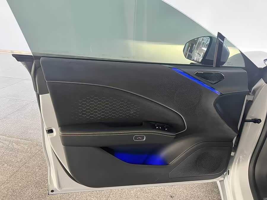 Zeekr 007GT 2026 4WD Ultra 103kWh - zdjęcie 17
