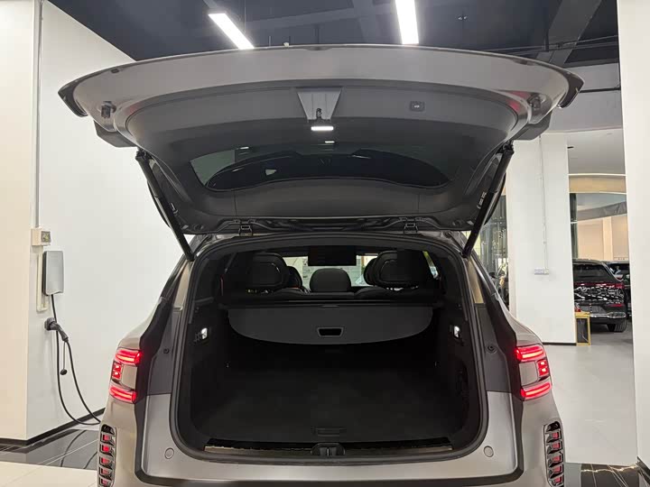 Zeekr 8X 2026 Shadow 70kWh - zdjęcie 19
