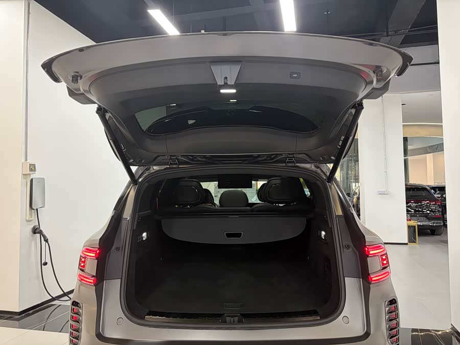Zeekr 8X 2026 Shadow 70kWh - zdjęcie 6