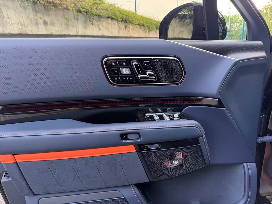 Zeekr 9X 2025曜黑版 70kWh 6-seater - zdjęcie 15