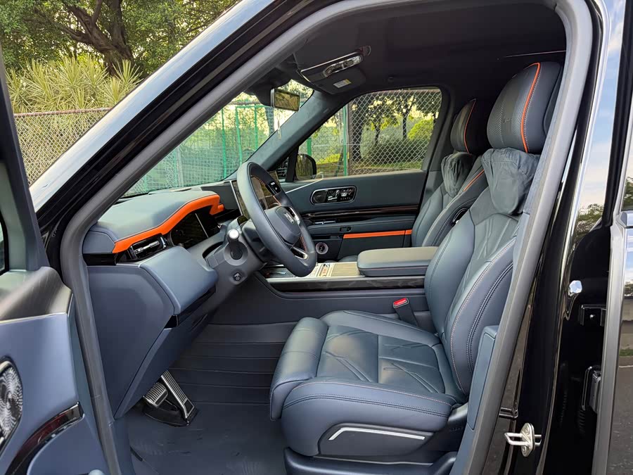 Zeekr 9X 2025曜黑版 70kWh 6-seater - zdjęcie 19