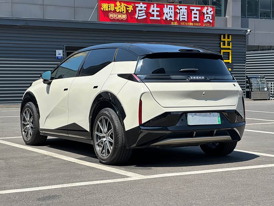 Zeekr X 2023 4WD YOU Edition 4 Seats - zdjęcie 5