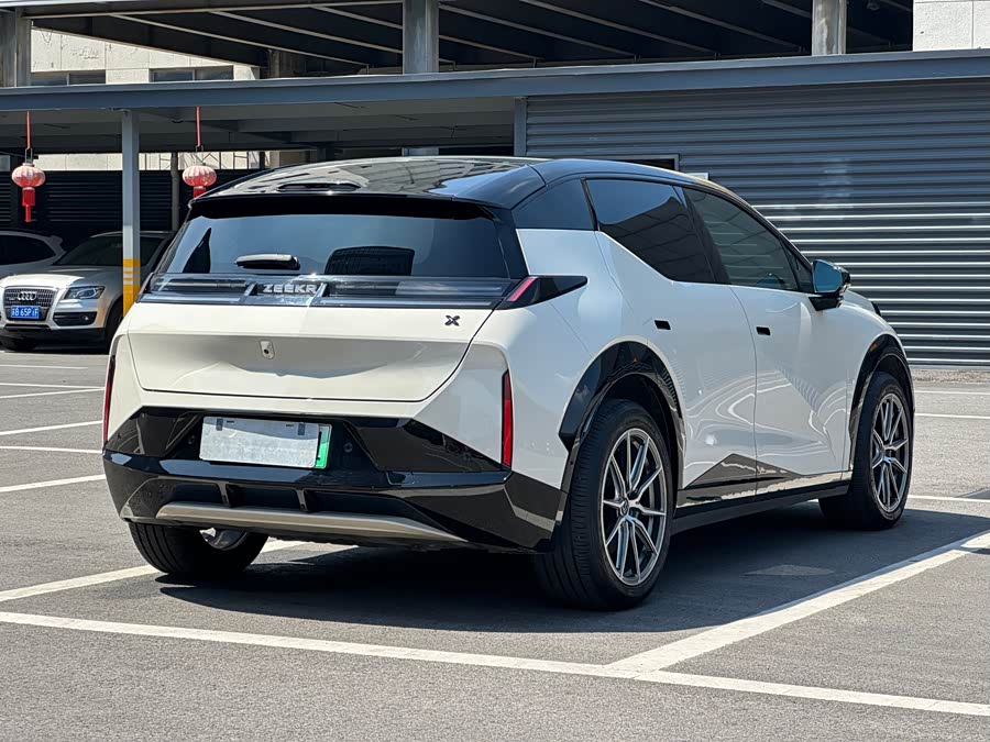 Zeekr X 2023 4WD YOU Edition 4 Seats - zdjęcie 7
