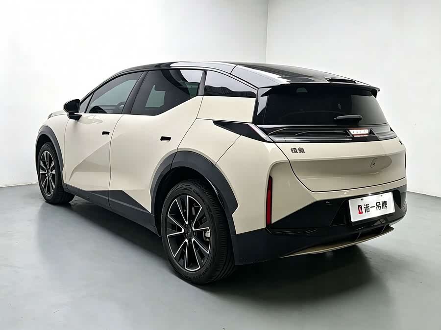 Zeekr X 2024 5-Seater 4WD - zdjęcie 5