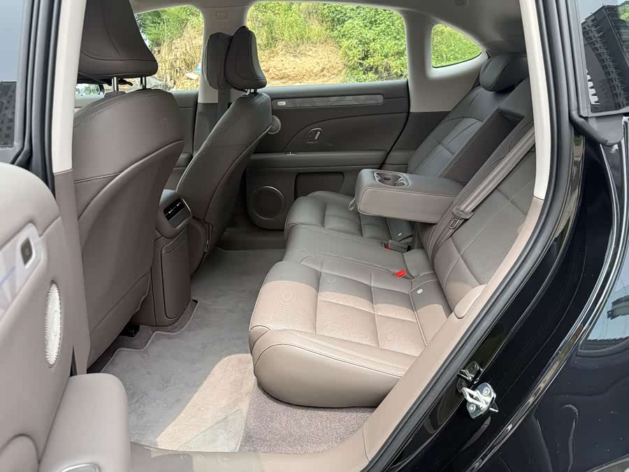 Zhi Ji LS6 2026 2WD Extended Range 66 Max+ - zdjęcie 11