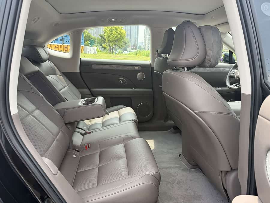 Zhi Ji LS6 2026 2WD Extended Range 66 Max+ - zdjęcie 12