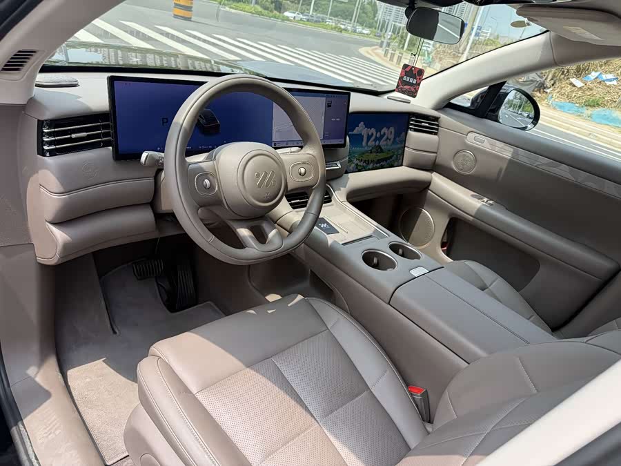 Zhi Ji LS6 2026 2WD Extended Range 66 Max+ - zdjęcie 10