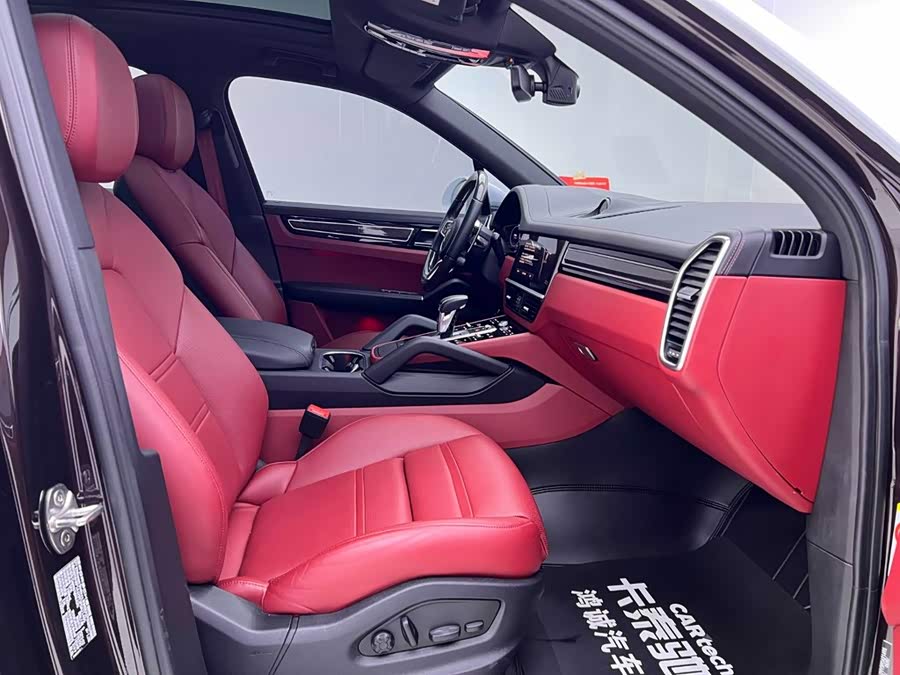 2022 Cayenne E-Hybrid 2.0T Platinum - zdjęcie 18