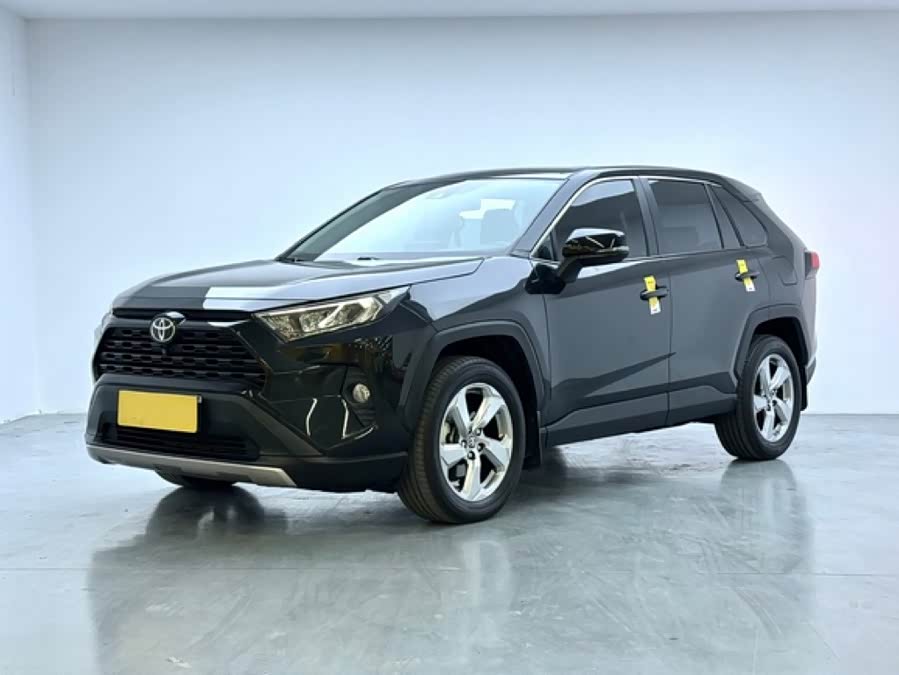 2022 RAV4 2.0L CVT 2WD Fashion - zdjęcie 1