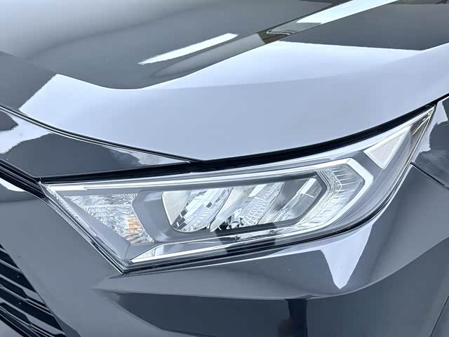 2022 RAV4 2.0L CVT 2WD Fashion - zdjęcie 20
