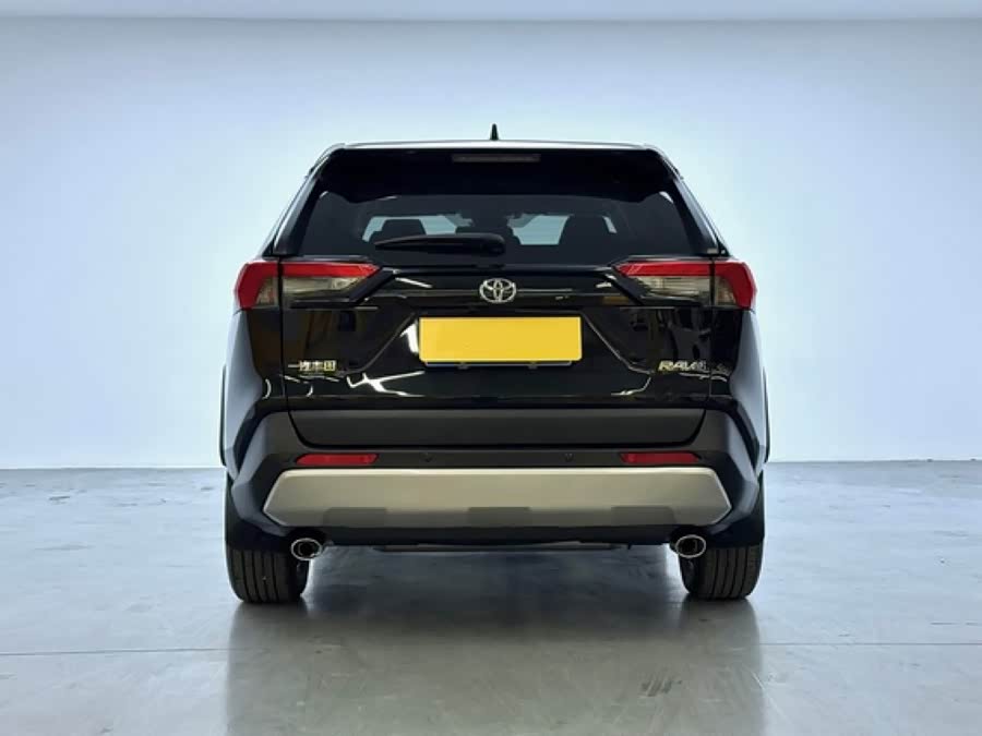 2022 RAV4 2.0L CVT 2WD Fashion - zdjęcie 5