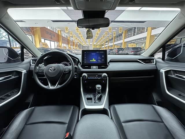 2022 RAV4 2.0L CVT 2WD Fashion - zdjęcie 9