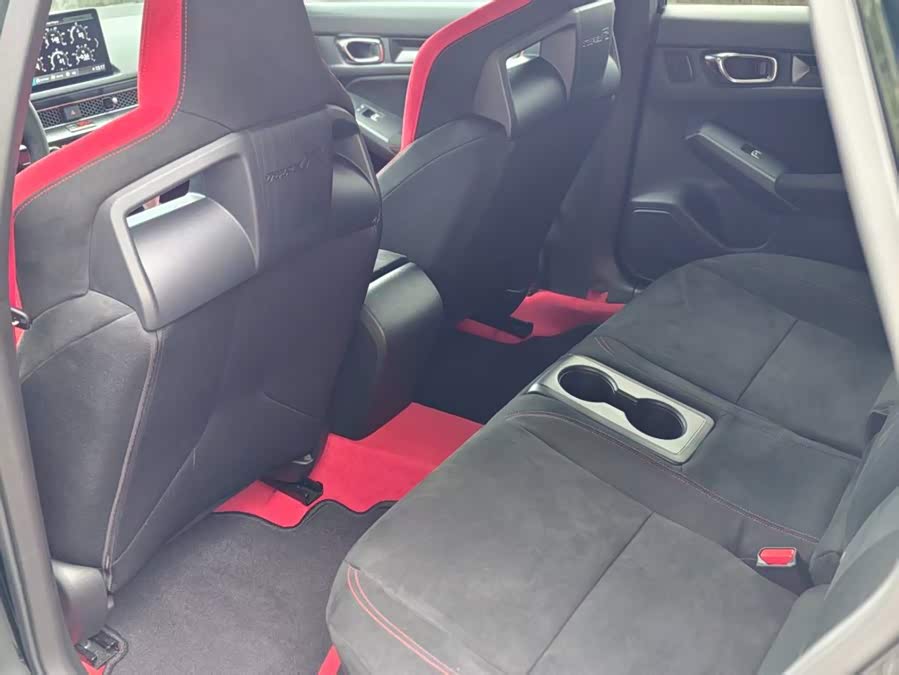 2023 2.0T 420TURBO TYPE R - zdjęcie 11
