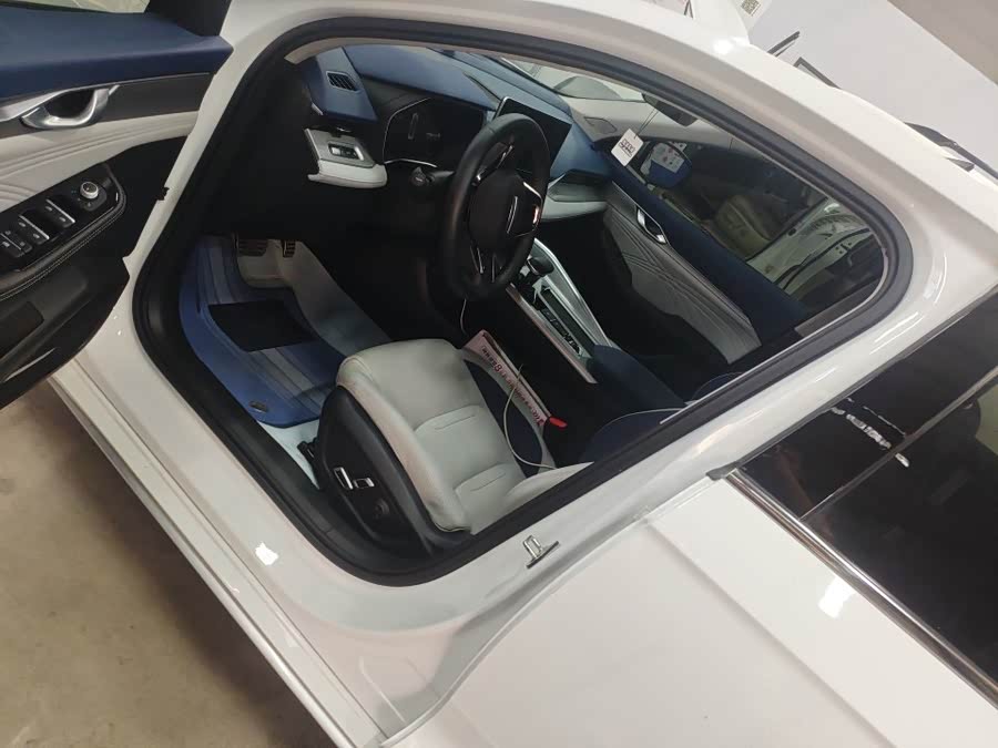 2023 2.0T Premium - zdjęcie 6
