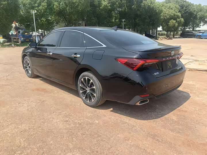 2023 Avalon 2.0L Entry - zdjęcie 16