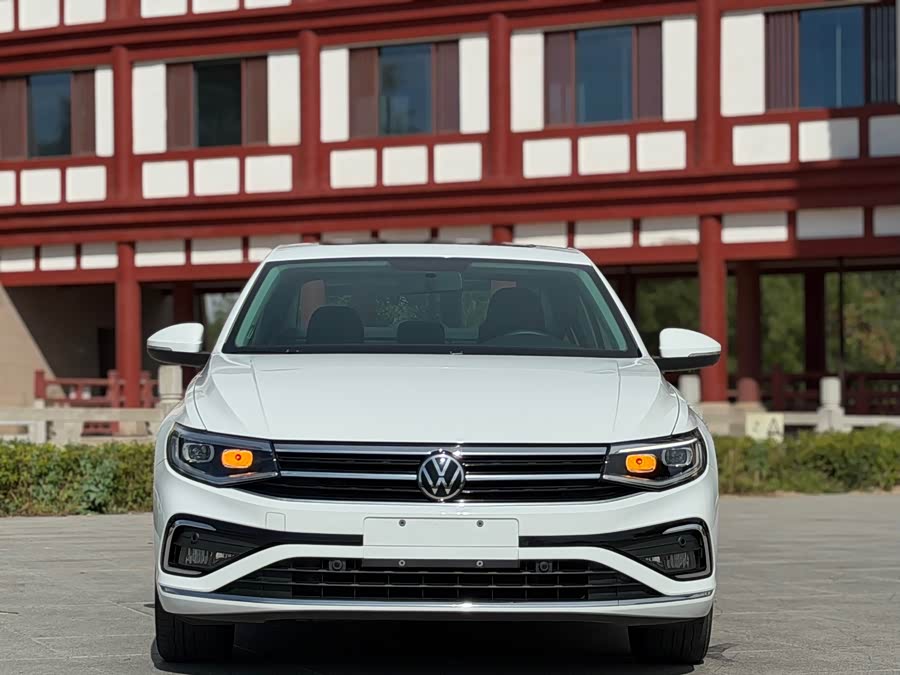 2023 Bora 200TSI DSG Intelligent Pro Edition - zdjęcie 2