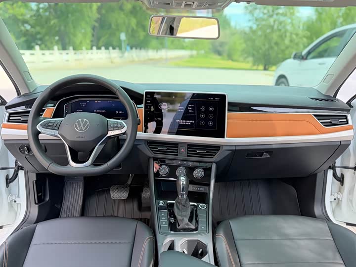 2023 Bora 200TSI DSG Intelligent Pro Edition - zdjęcie 15