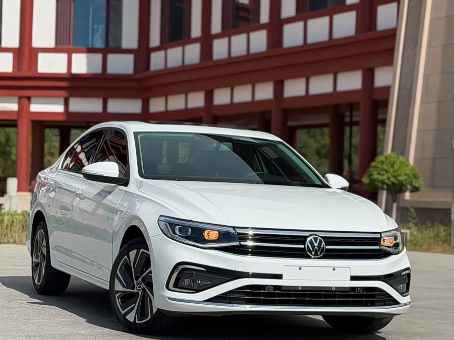 2023 Bora 200TSI DSG Intelligent Pro Edition - zdjęcie 3