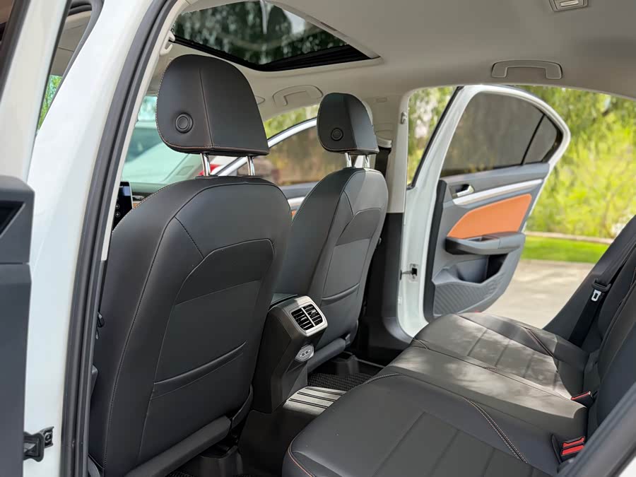 2023 Bora 200TSI DSG Intelligent Pro Edition - zdjęcie 6