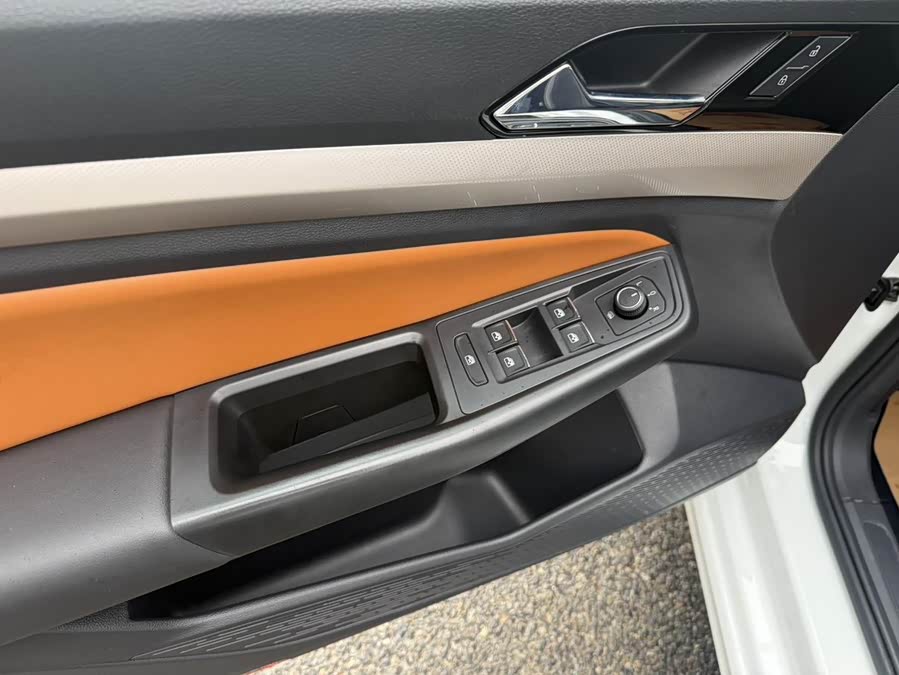 2023 Bora 200TSI DSG Joy Pro Edition - zdjęcie 13