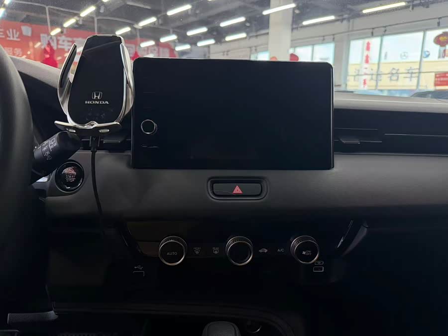 2023 Honda HR-V 1.5L CVT Pioneer - zdjęcie 11