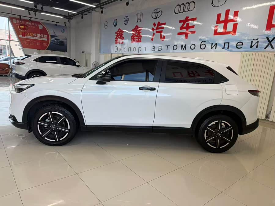 2023 Honda HR-V 1.5L CVT Pioneer - zdjęcie 16