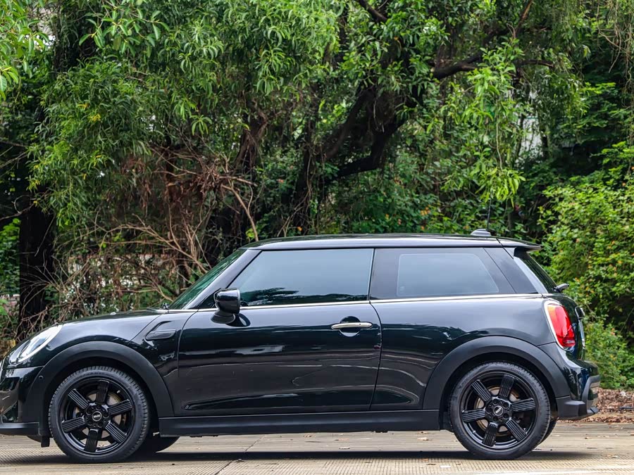2023 MINI Facelift 1.5T COOPER Artist - zdjęcie 13